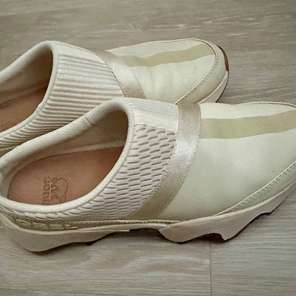 Sorel Kinetic Impact II Mule Sneakers, slip on, Bleached Ceramic Chalk Size 7.5 - Picture 4 of 8